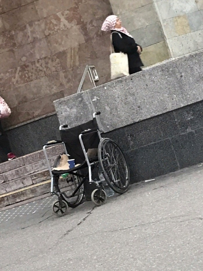 Это чудо? Встань и иди! (3 фото) Это чудо? Встань и иди! (3 фото)