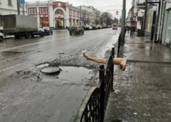 Ситуации, столкнуться с которыми можно только в России (15 фото) Ситуации, столкнуться с которыми можно только в России (15 фото)