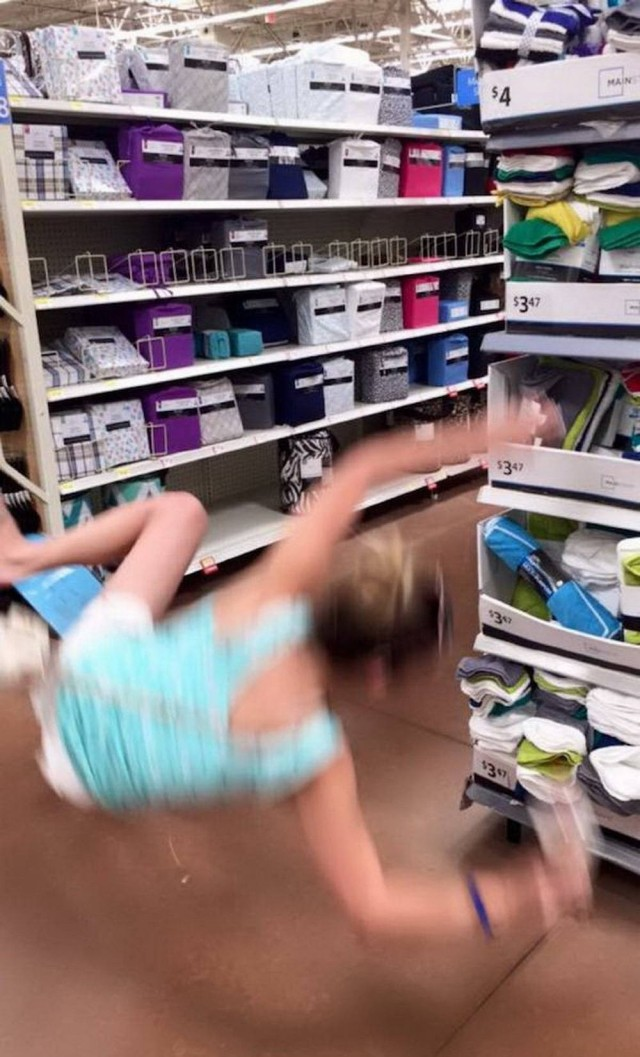 Подборка забавных фото, которые сделали в самый подходящий момент (30 фото)