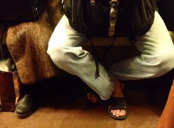 Модные персонажи из метрополитена (20 фото)