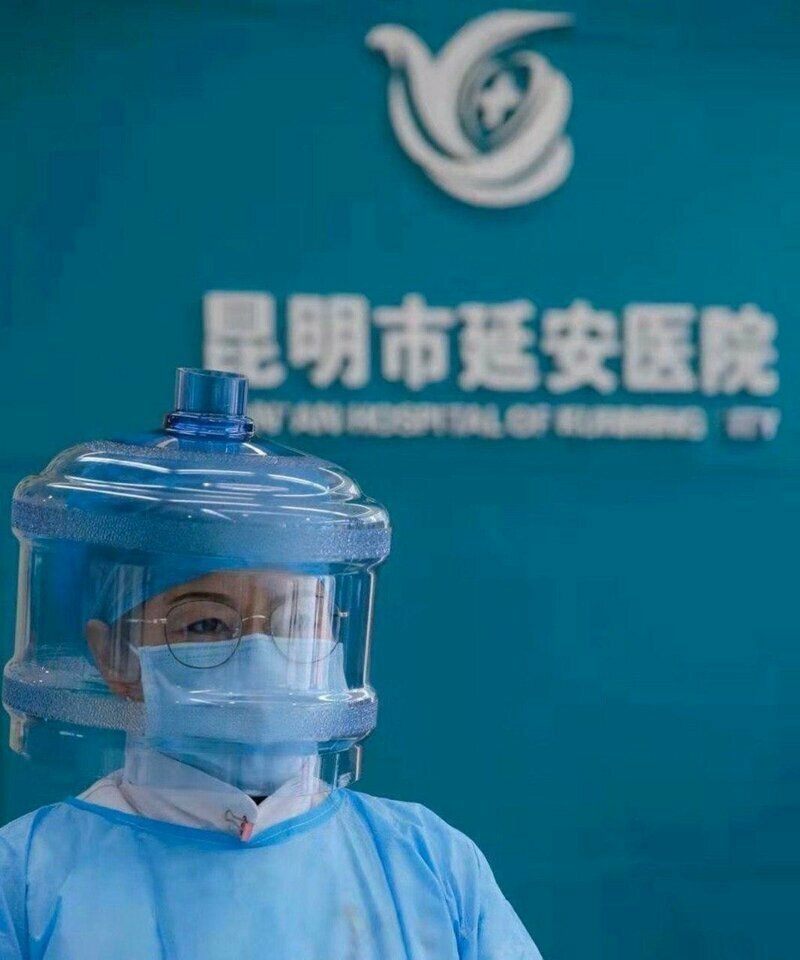 30 китайских креативщиков, которые точно защищены от коронавируса (32 фото)