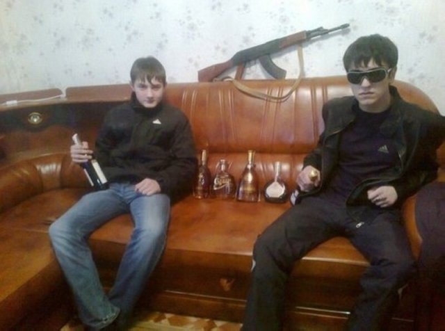 Подборка "опасных" персонажей, с которыми лучше не связываться (15 фото)