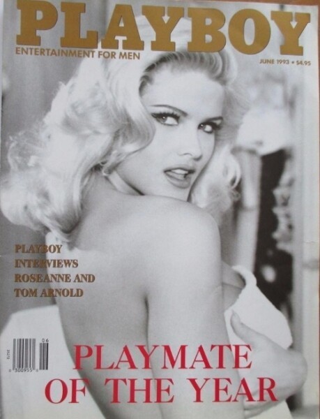 "Бегемот месяца": немцы раскритиковали Playboy с полной моделью на обложке (13 фото)