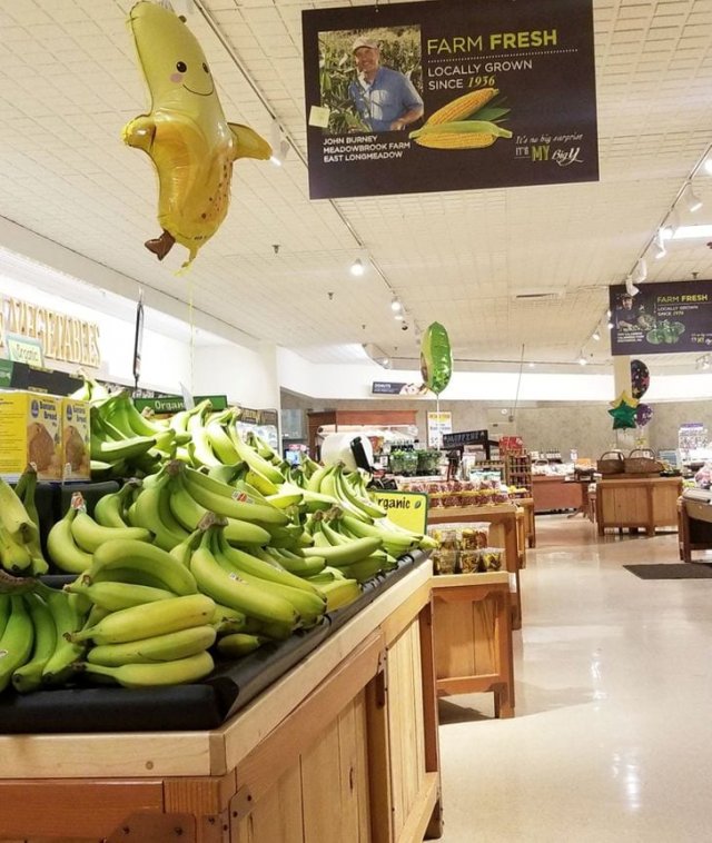 Примеры того, как в магазинах позаботились о комфорте покупателей (15 фото) Примеры того, как в магазинах позаботились о комфорте покупателей (15 фото)