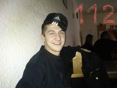 Отец девочки убил своего друга, увидев развратные фото дочери на его телефоне (5 фото + 1 видео) Отец девочки убил своего друга, увидев развратные фото дочери на его телефоне (5 фото + 1 видео)