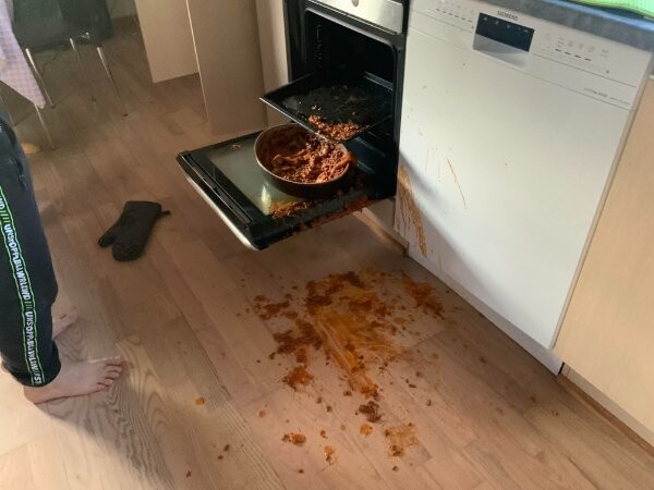 Люди, к которым судьба повернулась задом (24 фото) Люди, к которым судьба повернулась задом (24 фото)