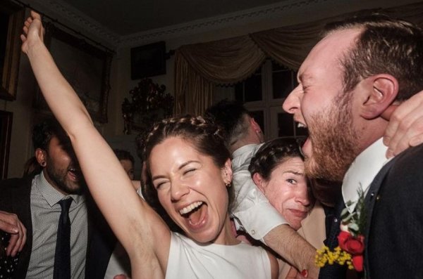 Подборка забавных и нелепых свадебных фото (15 фото) Подборка забавных и нелепых свадебных фото (15 фото)