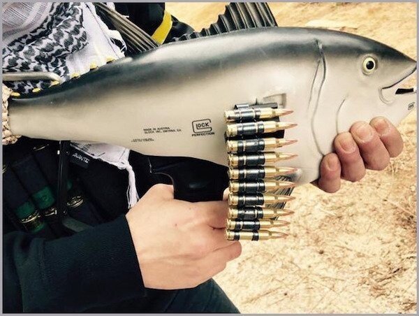 Фотографии из серии "Что здесь происходит?" (15 фото)