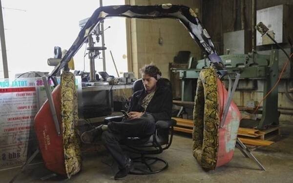 Фотографии из серии "Что здесь происходит?" (15 фото)