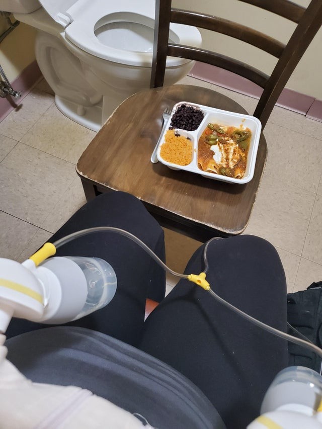 Реальные будни мам, о которых не рассказывают в глянцевых журналах (14 фото)