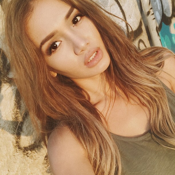 Айжан Байзакова (Aizhan Bayzakova)