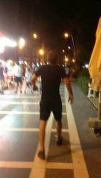 Синдром очень широкой спины или “жертвы качалки” (19 фото)