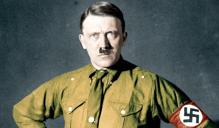 Адольф Гитлер