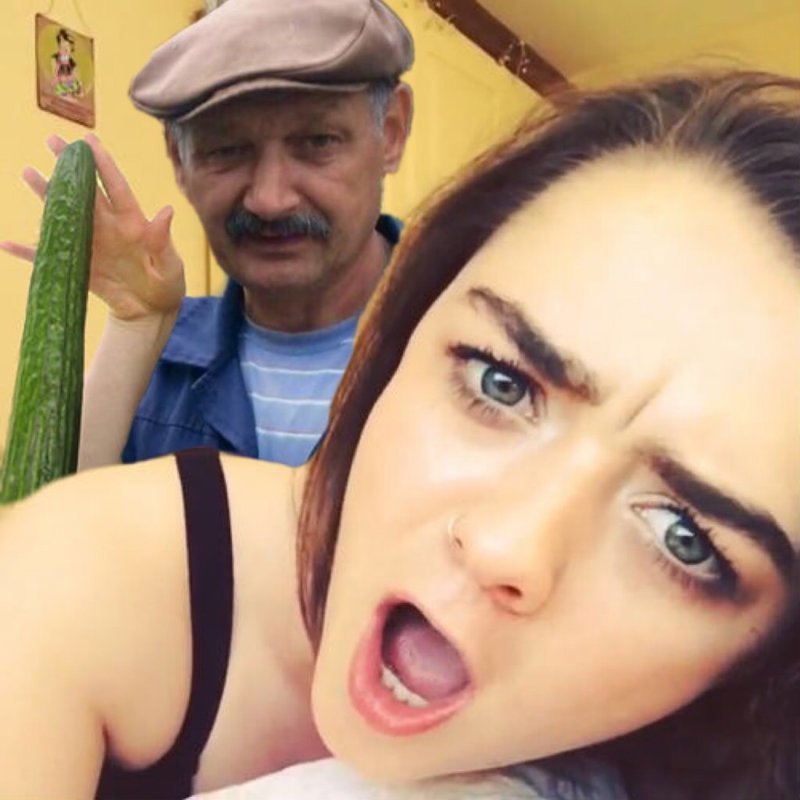 Мужчина показал свой огурец и стал героем мемов (16 фото)