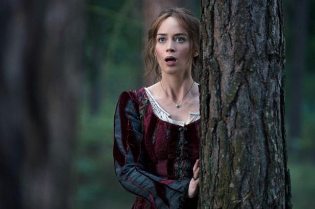 Эмили Блант