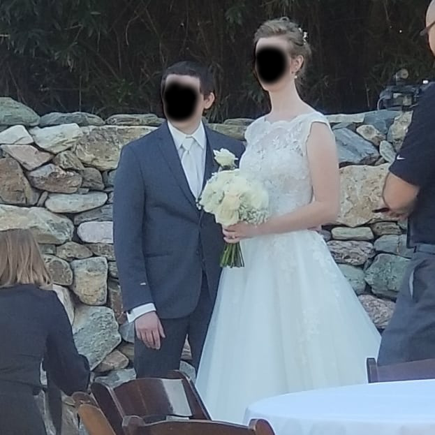 16 жизненных трудностей, с которыми сталкиваются девушки и парни маленького роста (17 фото)