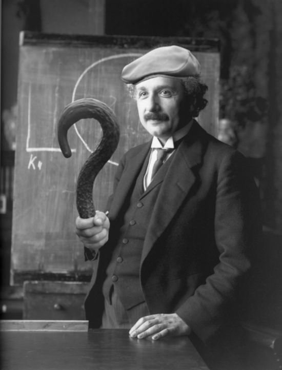 Мужчина показал свой огурец и стал героем мемов (16 фото)