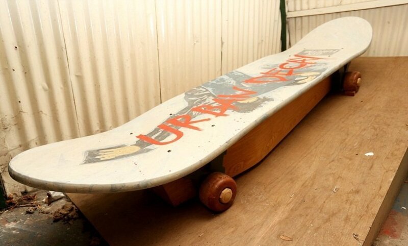 Креативные гробики для изысканных похорон (19 фото)