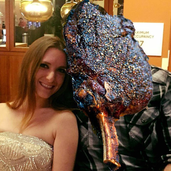 Вместо того, чтобы выбросить фотографии со своим бывшим, эта женщина просто накрыла его стейком (6 фото)