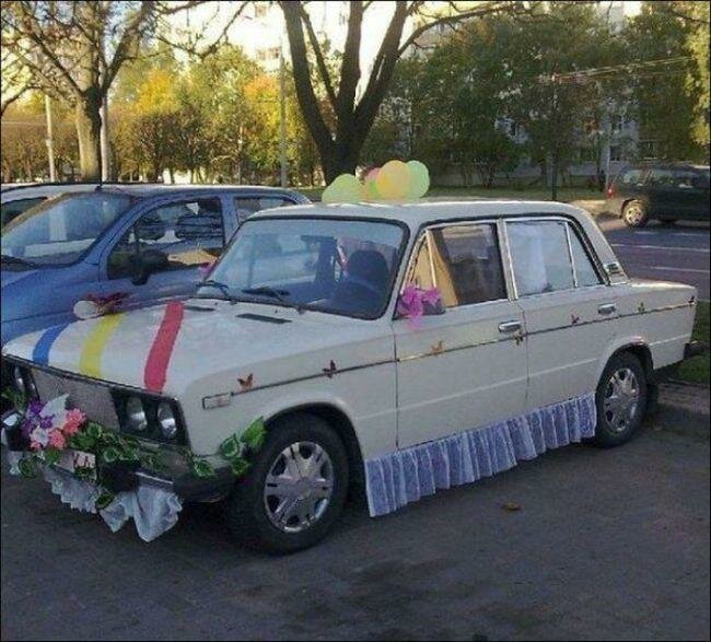 20 забавных свадебных кадров: кто во что горазд (21 фото)