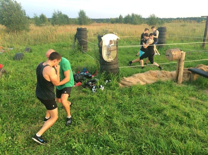 Приезжайте к нам в колхоз - куры, дуры и навоз (21 фото) Приезжайте к нам в колхоз - куры, дуры и навоз (21 фото)