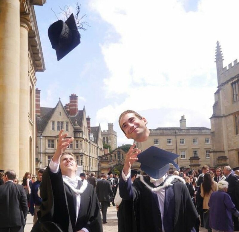 15 странных фотографий из выпускных альбомов, которые лучше никому и никогда не показывать (16 фото)