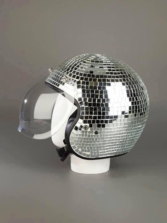 20 плодов необузданной фантазии, которые удивляют своим странным дизайном и качественным исполнением (21 фото)