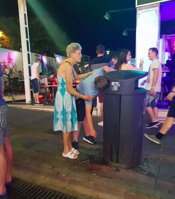 20 худших фото из отпусков, в которых что-то пошло не так (22 фото)