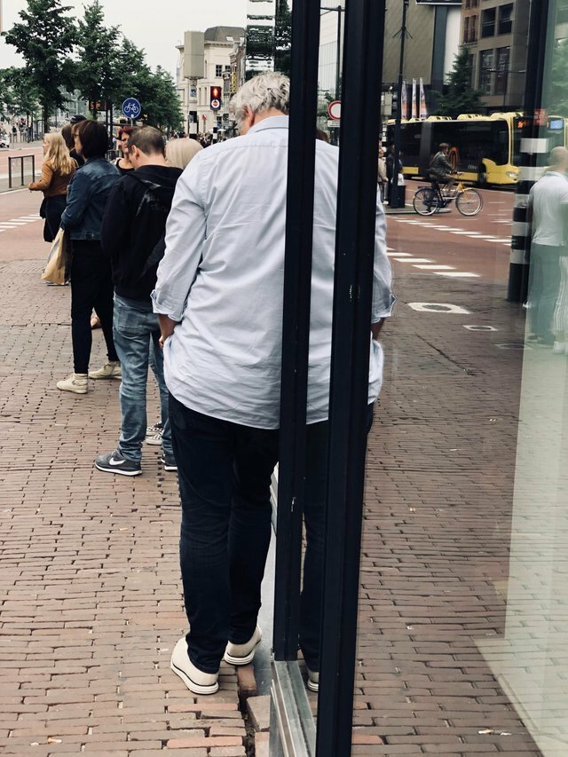 19 компрометирующих отражений, которые случайно попали в сеть (20 фото)