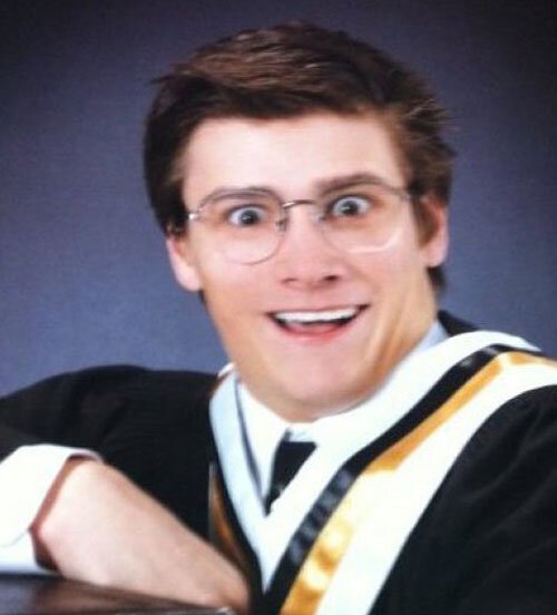 15 странных фотографий из выпускных альбомов, которые лучше никому и никогда не показывать (16 фото)