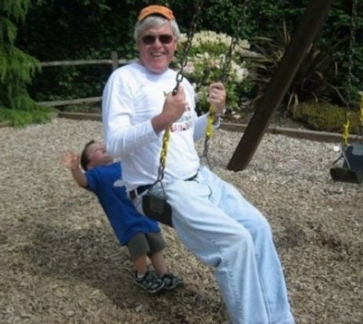 20 неожиданных фотографий, ставших шедеврами благодаря фону (21 фото) 20 неожиданных фотографий, ставших шедеврами благодаря фону (21 фото)