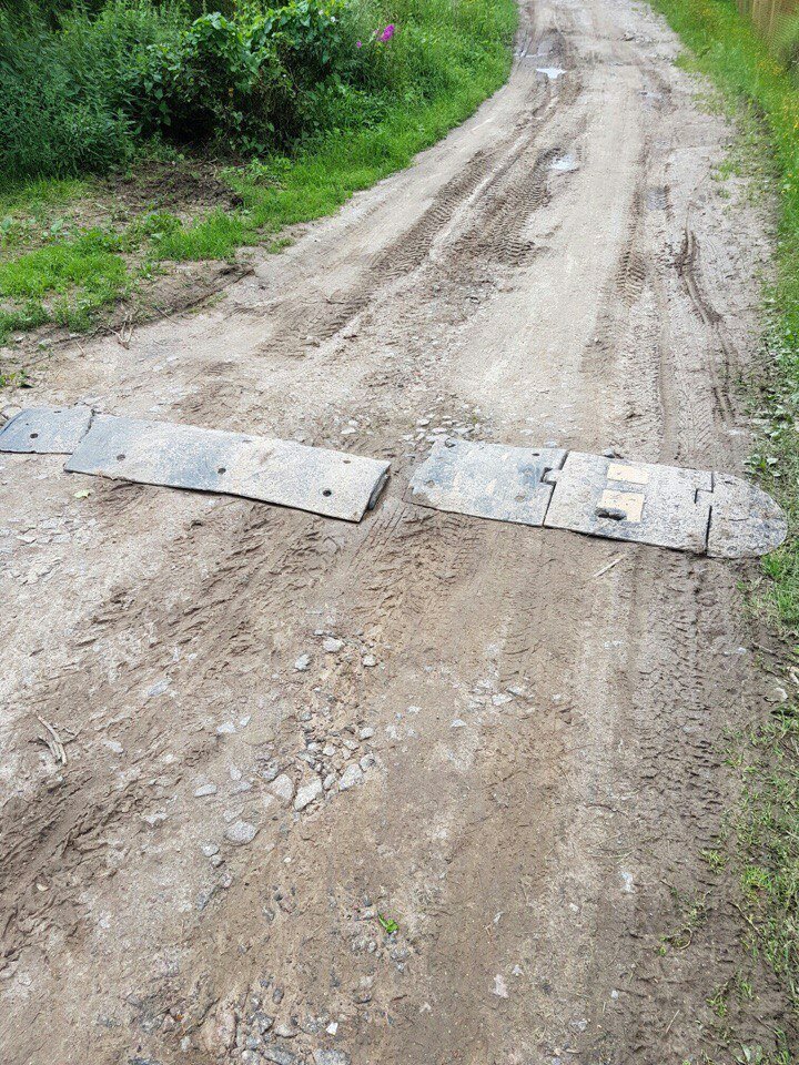 Приезжайте к нам в колхоз - куры, дуры и навоз (21 фото) Приезжайте к нам в колхоз - куры, дуры и навоз (21 фото)