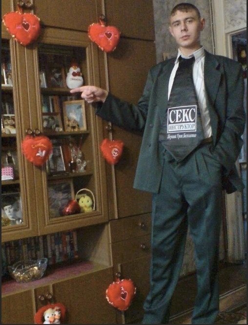 Главное, чтобы костюмчик сидел. Фото респектабельных мачо (21 фото)