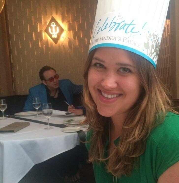 20 неожиданных фотографий, ставших шедеврами благодаря фону (21 фото) 20 неожиданных фотографий, ставших шедеврами благодаря фону (21 фото)