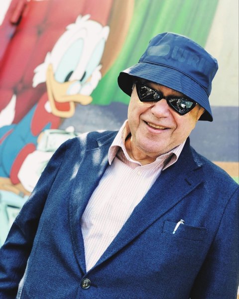 Не «зажёг» молодую. Пока Петросян «впахивает», его любовница ходит по кабакам
