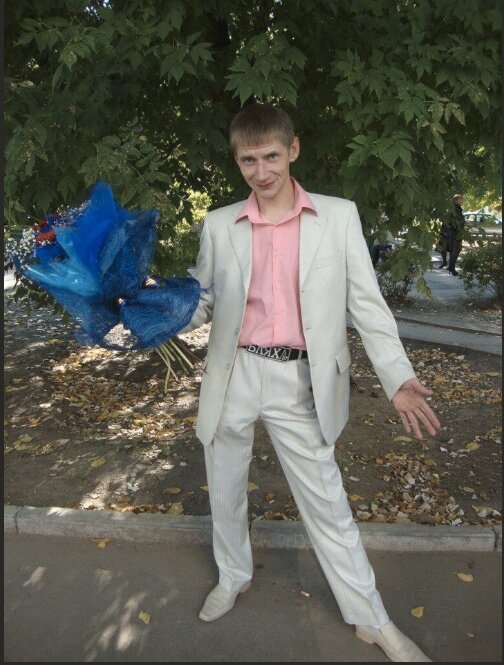 Главное, чтобы костюмчик сидел. Фото респектабельных мачо (21 фото)