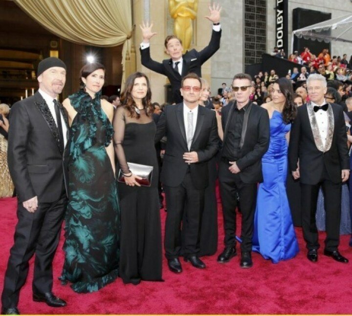 20 неожиданных фотографий, ставших шедеврами благодаря фону (21 фото) 20 неожиданных фотографий, ставших шедеврами благодаря фону (21 фото)