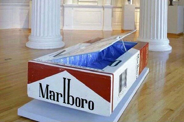 Креативные гробики для изысканных похорон (19 фото)