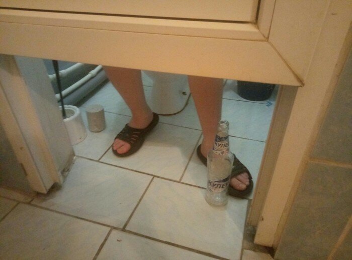 Студенческие общежития: выживание, традиции и тусовки (22 фото)