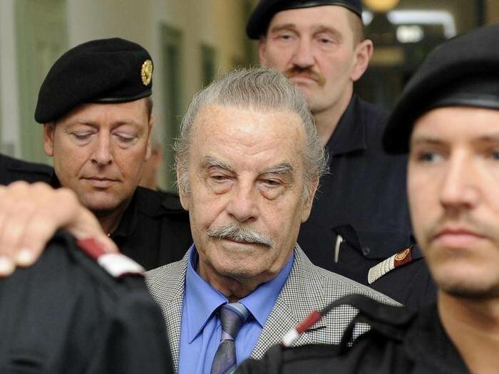 Жуткая история Йозефа Фритцля, который 24 года насиловал дочь и прятал ее в бункере (19 фото)