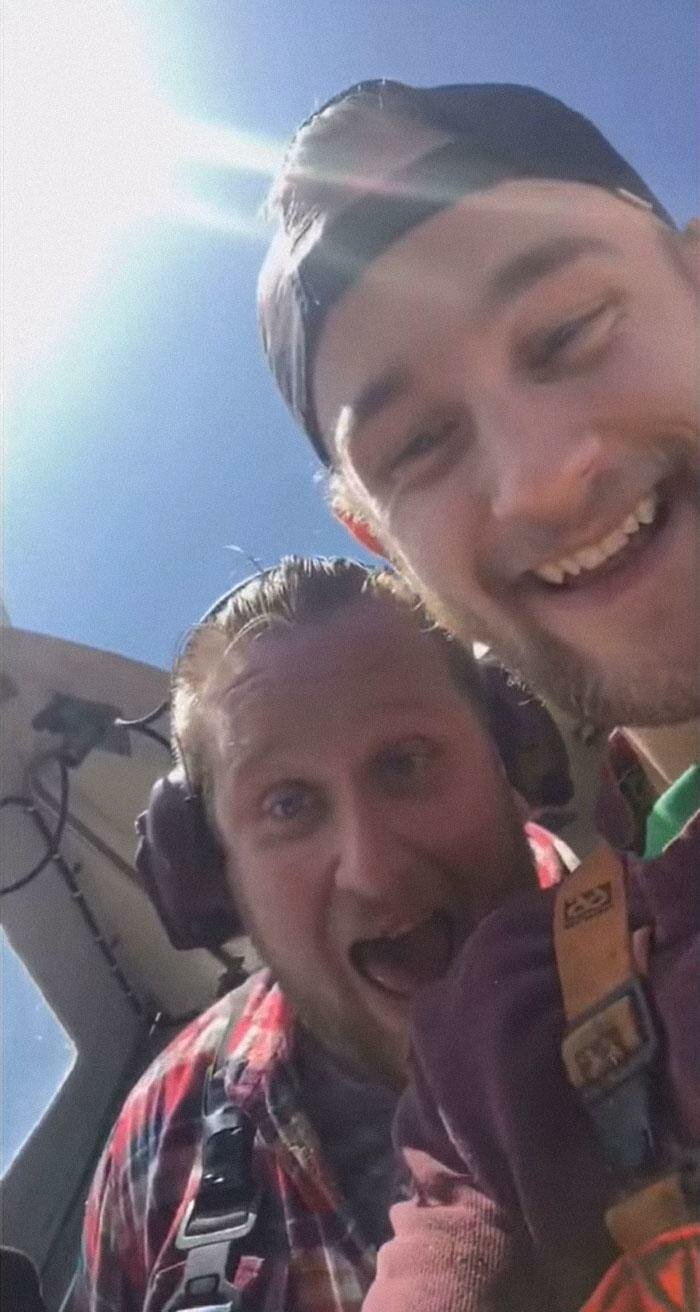 Рыбаки отрезали хвост акуле и оставили её умирать. Джейсон Момоа назвал их «чистым злом» (8 фото + 1 видео) Рыбаки отрезали хвост акуле и оставили её умирать. Джейсон Момоа назвал их «чистым злом» (8 фото + 1 видео)