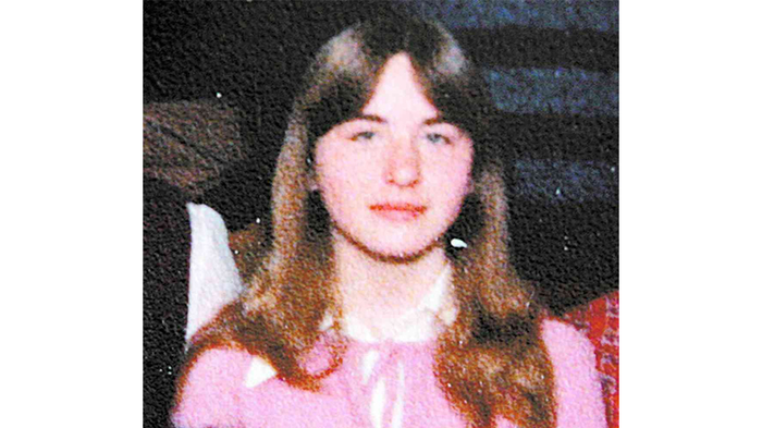 Жуткая история Йозефа Фритцля, который 24 года насиловал дочь и прятал ее в бункере (19 фото)