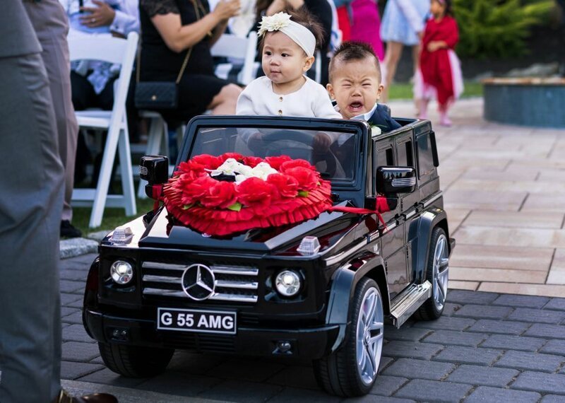 20 подтверждений того, что свадьба детям не игрушка (22 фото)