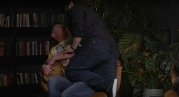 Мальчик для битья. Батрутдинова «изнасиловали и избили» комики Сабурова
