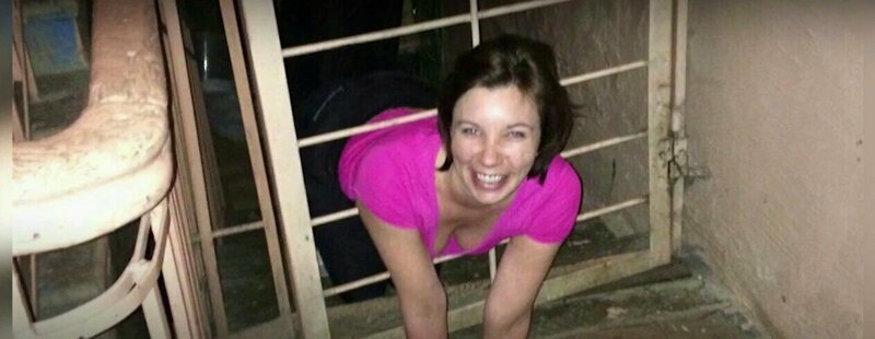 Типичные проблемы девушек с аппетитными формами (16 фото)