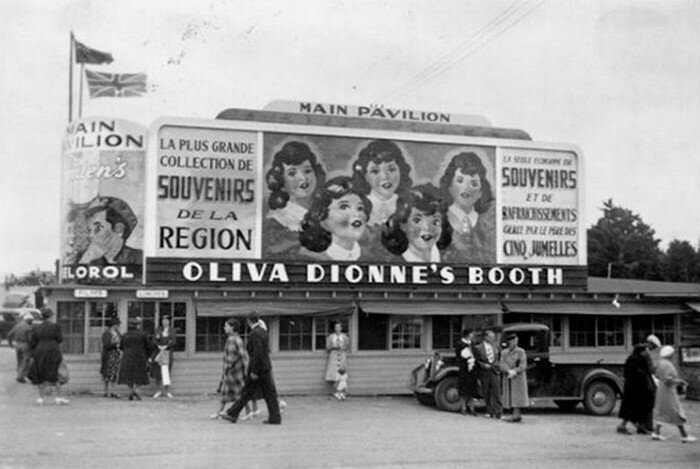 Трагическая судьба самых известных пятерняшек в мире: жизнь за стеклом (15 фото + 1 видео) Трагическая судьба самых известных пятерняшек в мире: жизнь за стеклом (15 фото + 1 видео)