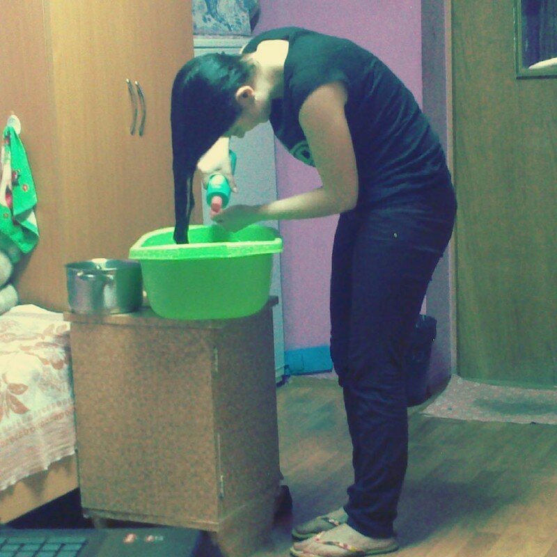 Студенческие общежития: выживание, традиции и тусовки (22 фото)