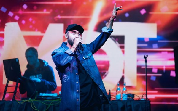 Бегут из лейбла как могут. Мот покинет Black Star из-за тирании Тимати
