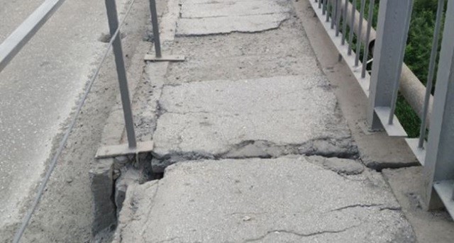 В Новосибирске придумали инновационную технологию для ремонта мостов (2 фото)