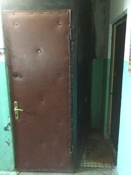 Сосед захотел предбанник? Не проблема (фото)